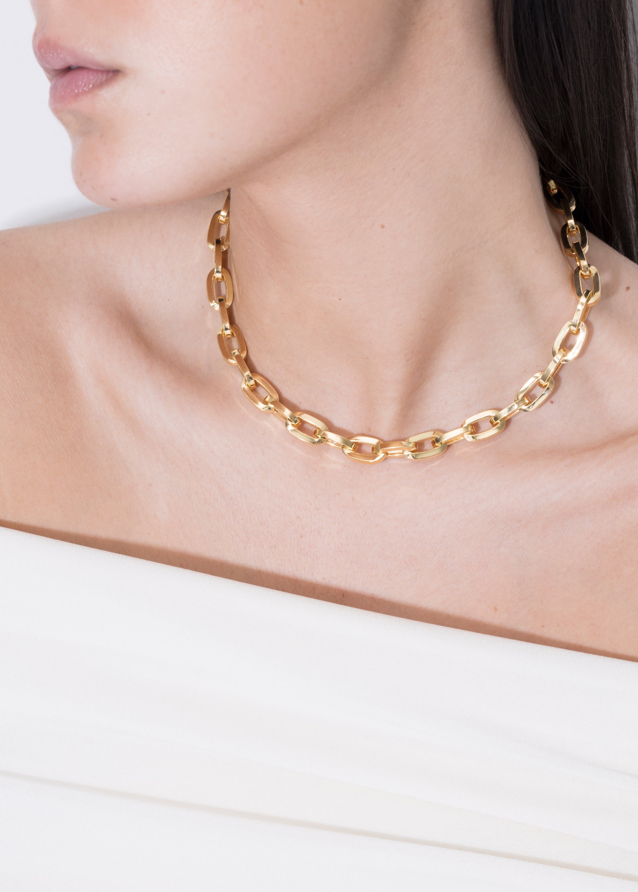 model wearing eden necklace in gold