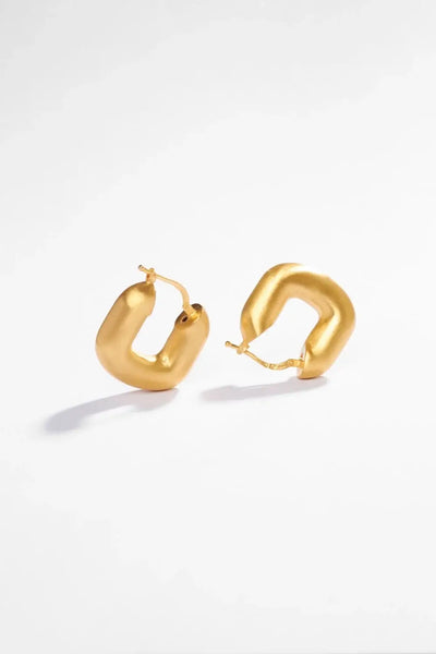 Magda huggies Earrings