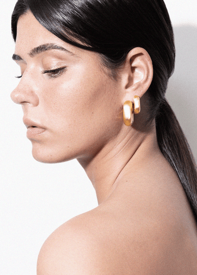 Magda huggies Earrings