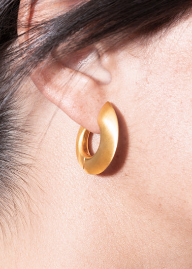 sarah big earrings