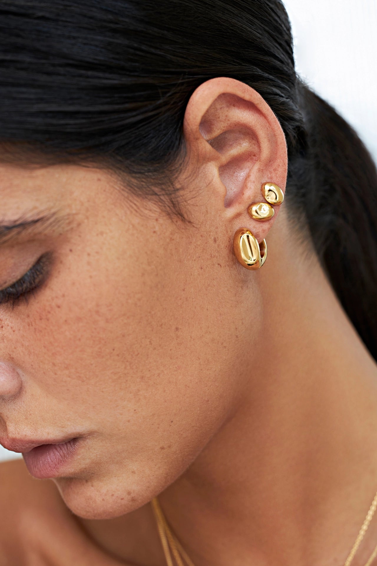 Sora Oval Earrings Earrings