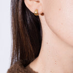 tilly earrings model