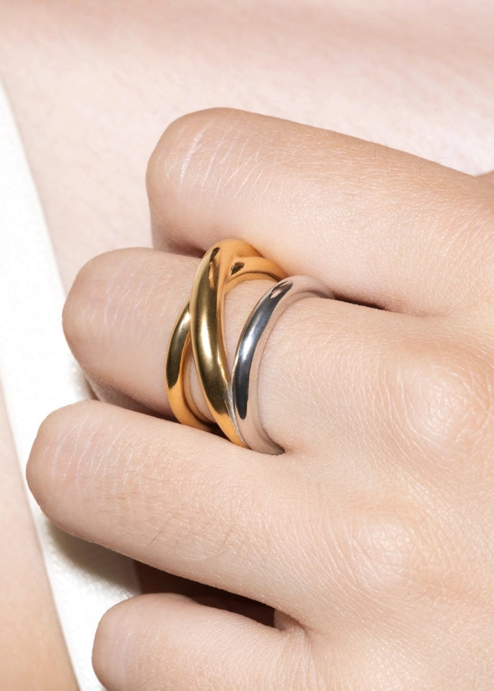 Zara Sculptural Two-Tone Ring Rings